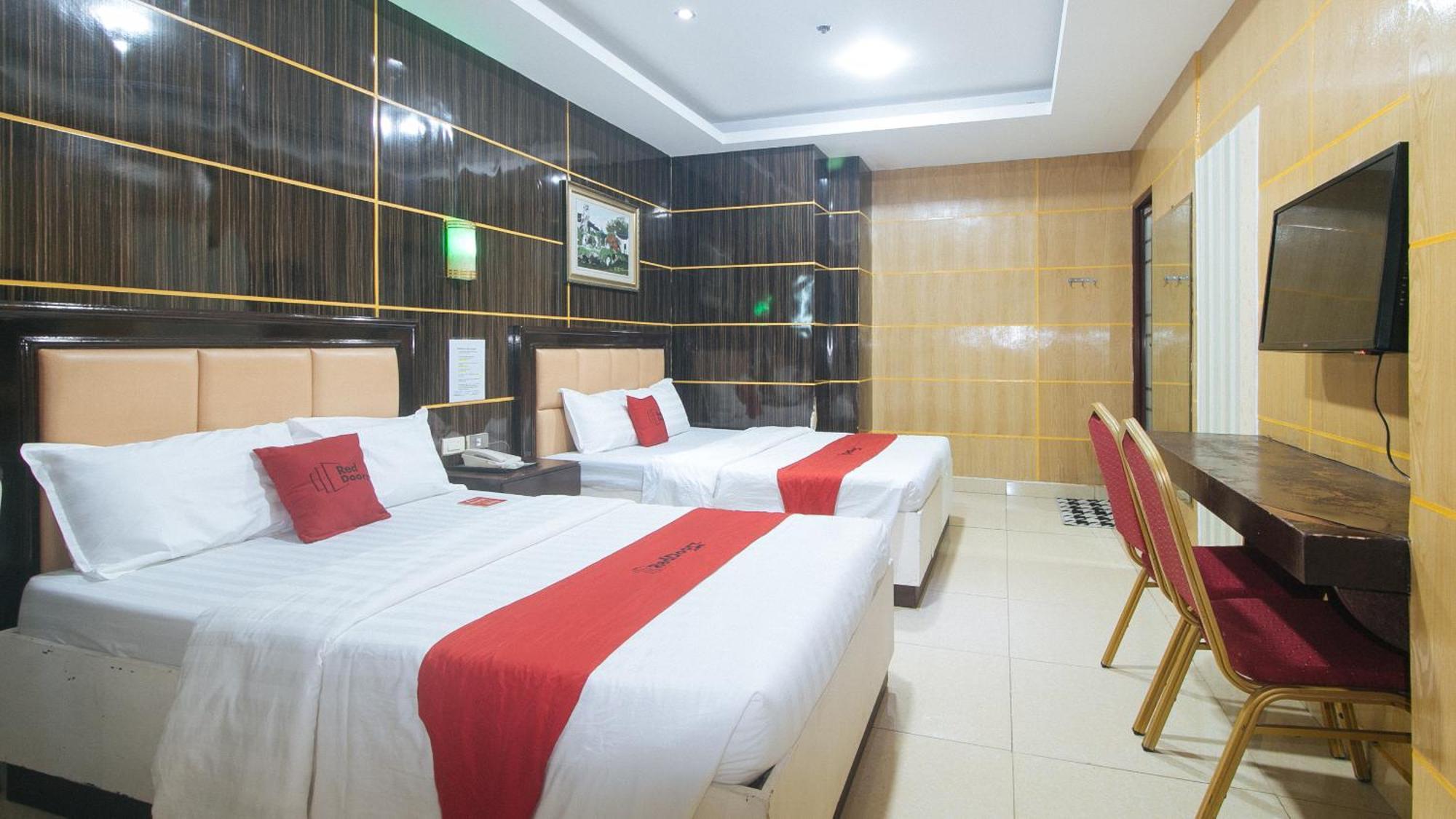 Reddoorz At Winter Hotel Araneta Quezon City Exterior photo