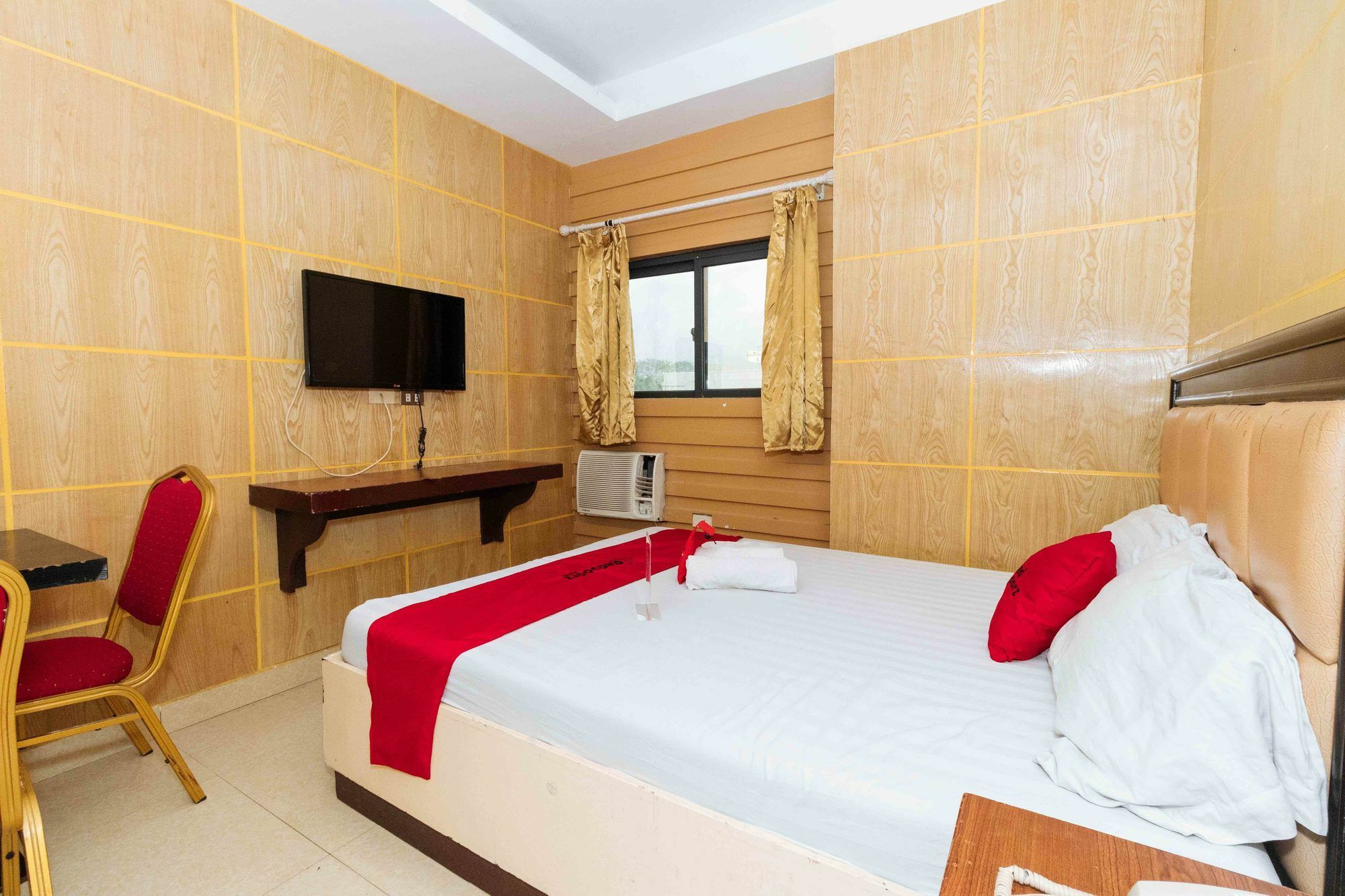 Reddoorz At Winter Hotel Araneta Quezon City Exterior photo